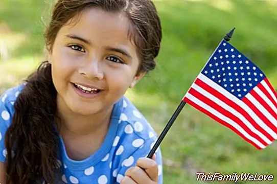 Английский during. Девушка на фонеамерикансого флага. Мальчик США. Картинка мальчик Америка. Флаг девочки по мальчикам.